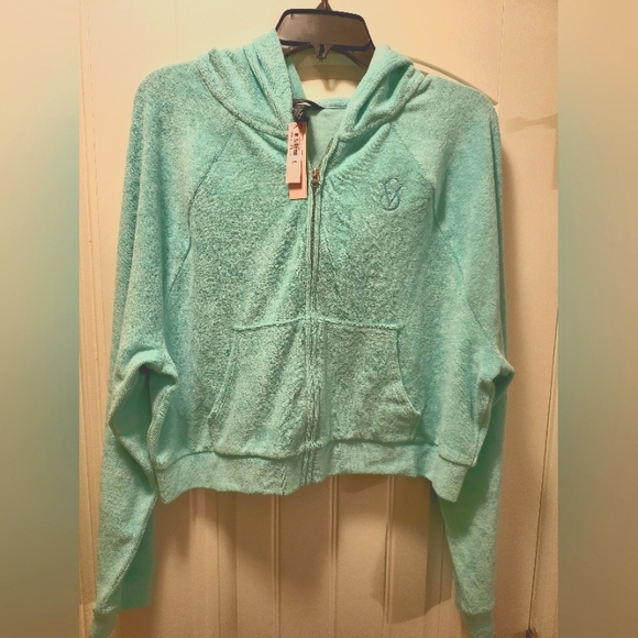 VICTORIA'S SECRET Point Terry Cloth Hoodie & Short Set - Picture 7 of 12